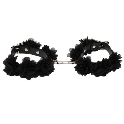 黒いナイロン贅沢なBdsmはROHSが承認した束縛の制限の性のおもちゃを置いた